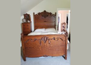 Victorian quarter-sawn oak bedroom set